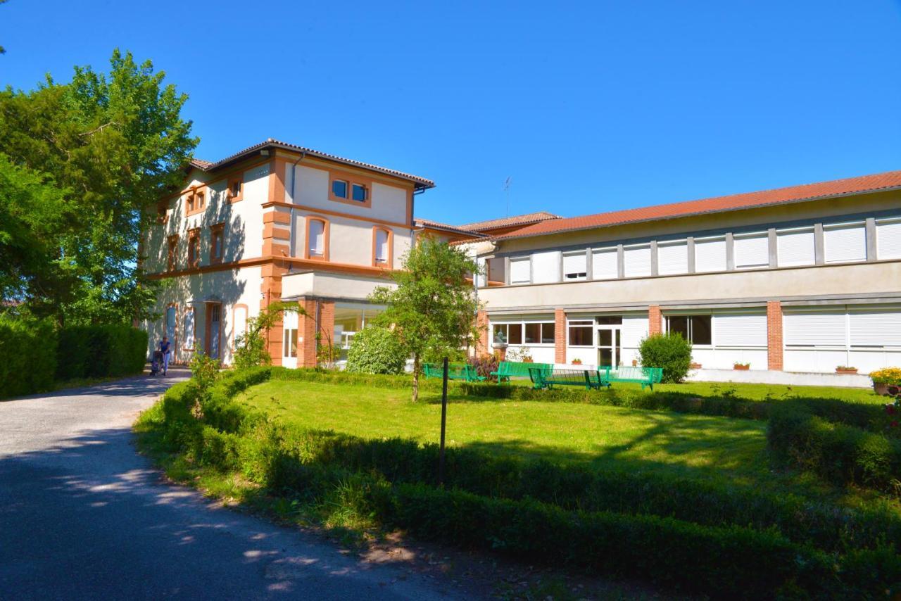 Centre Louis Ormieres Hotel Montauban Exterior foto